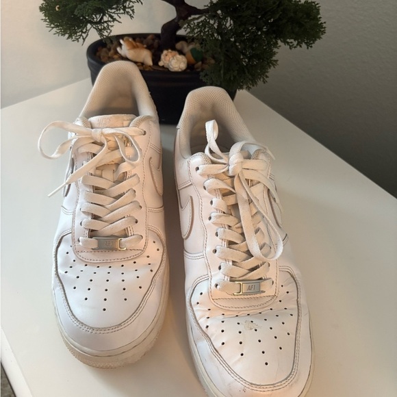 Classic White Sneakers - Picture 4 of 4